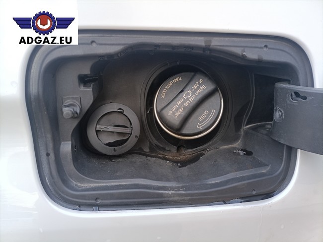 BMW X5 wymiana klocków hamulcowych czujnik zużycia klocków hamulcowych