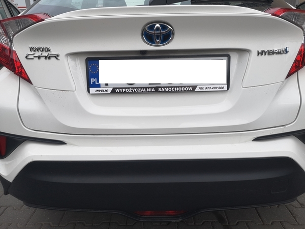 Jakie jest zużycie paliwa w Toyocie hybrydowej? 